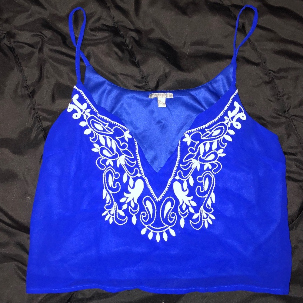 Crop top